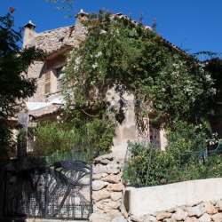 Villa an der Treppe zum Kalvarienberg